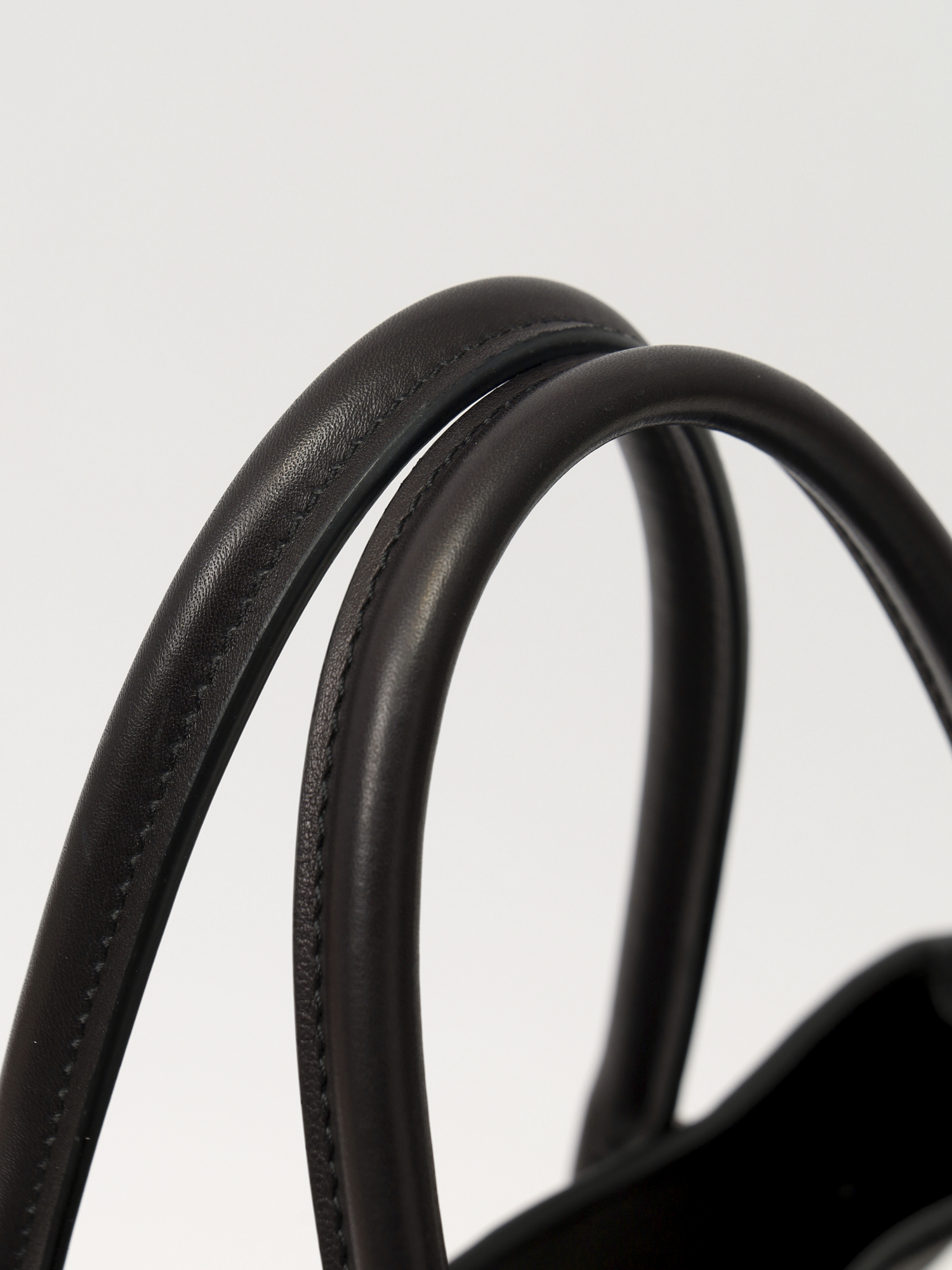 The Row Margaux 15 6