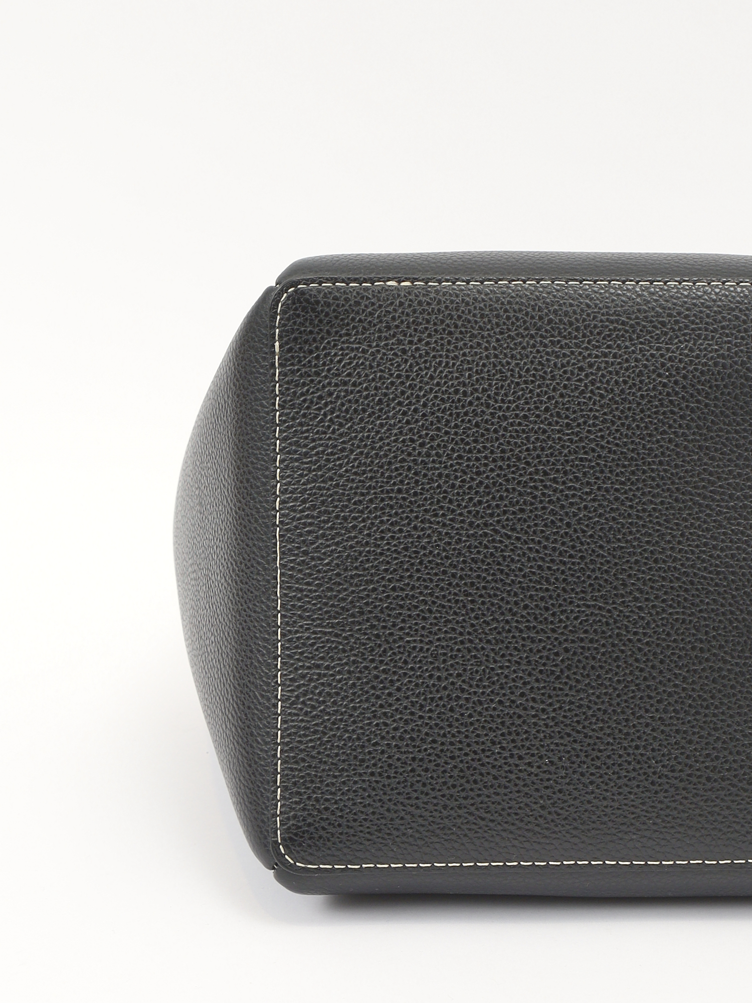 Toteme Bucket 8