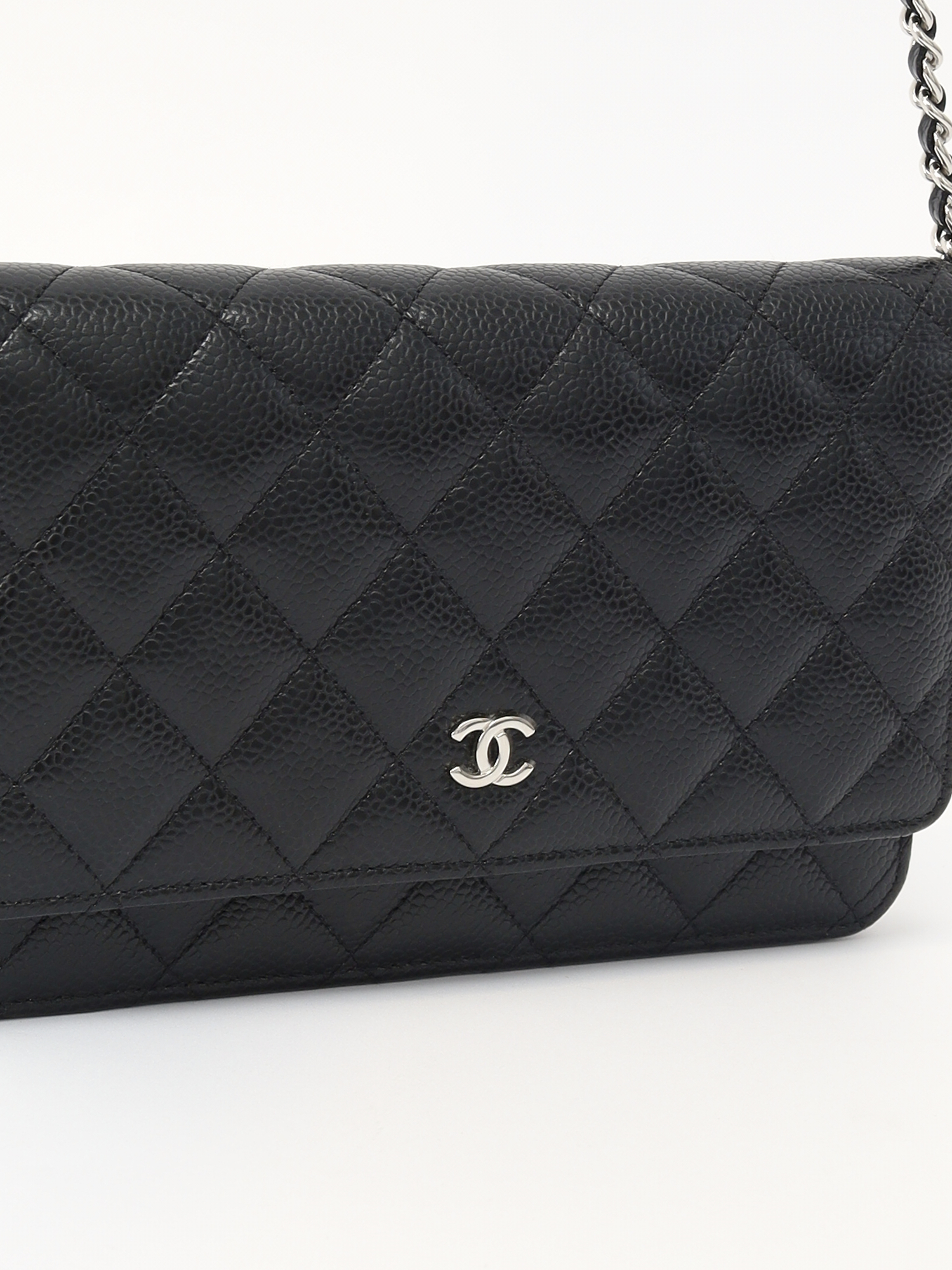 Chanel WOC 5