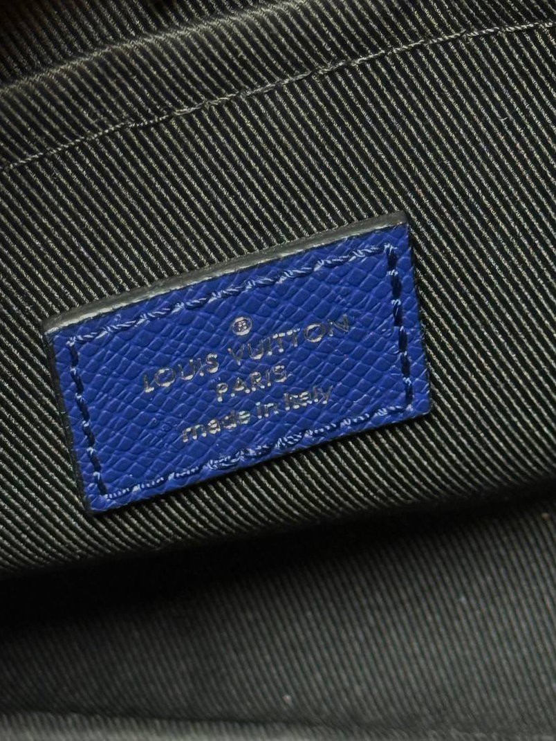 Louis Vuitton Outdoor 4