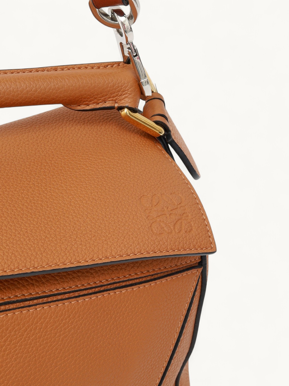 Loewe Puzzle  5