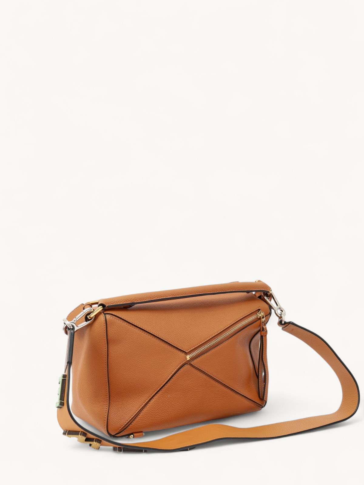 Loewe Puzzle  3