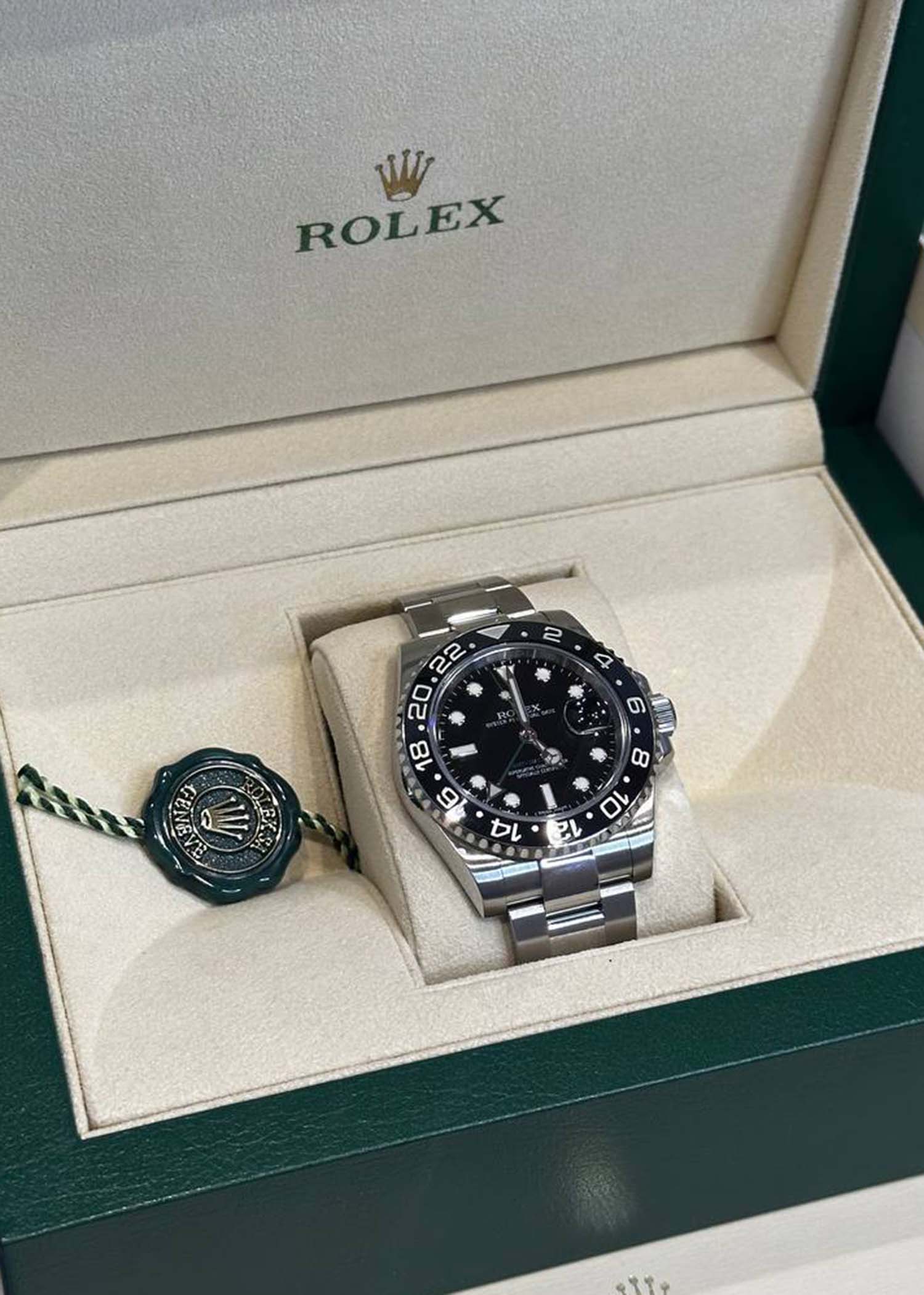 Rolex GMT-Master II 40 1