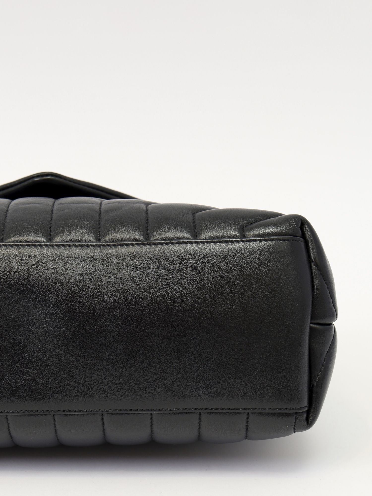 Сумки Saint Laurent Loulou изображение #10